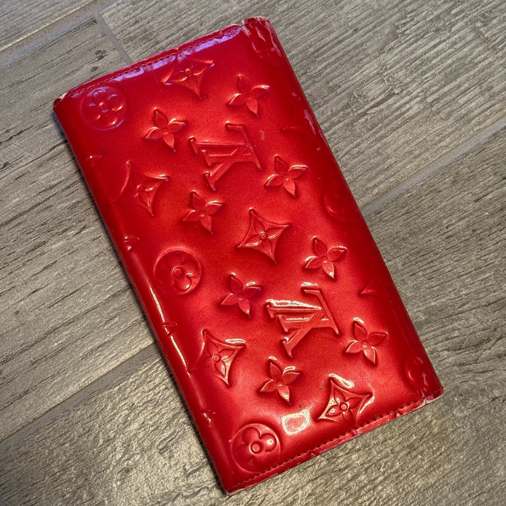 Louis Vuitton hot pink wallet - Picture 2 of 15
